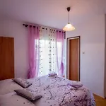 Apartment Sandra Rab Town